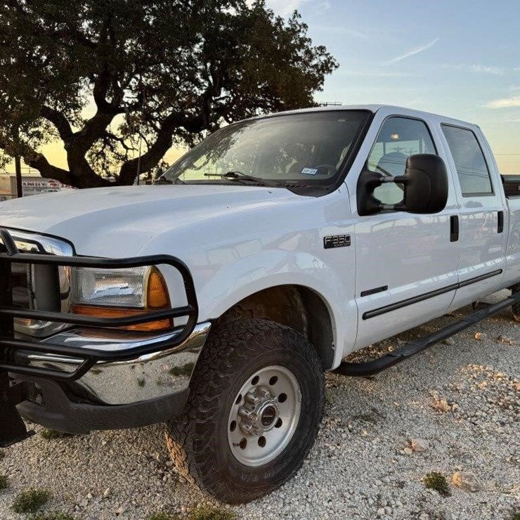 2000 F350 Super Duty, 7.3 diesel engine, 6 speed