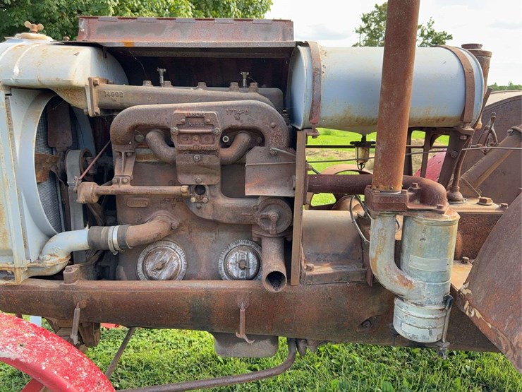 mccormick-deering-10-20-image-29