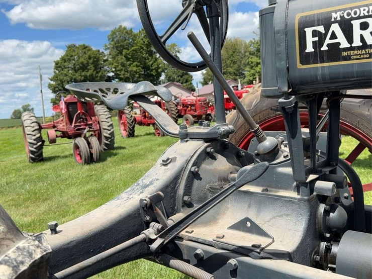 1927-farmall-regular-image-79