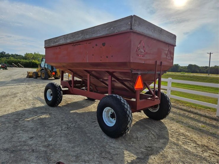 m&w-little-red-wagon-image-3