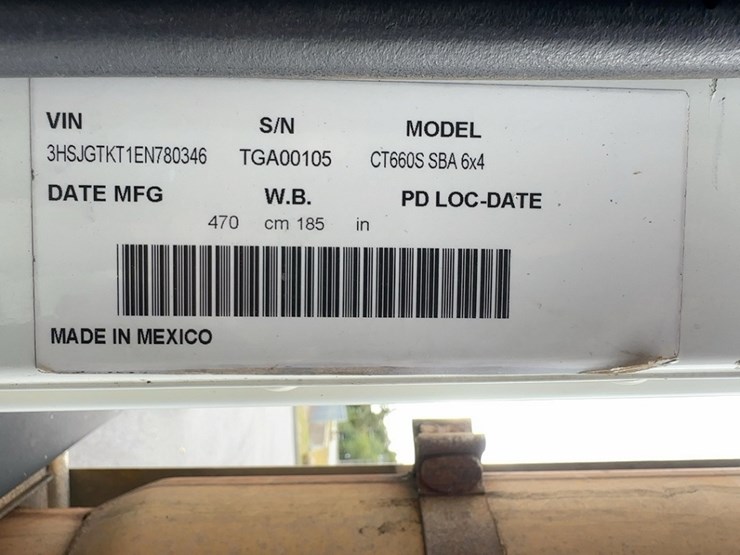 2014-caterpillar-ct660-image-35