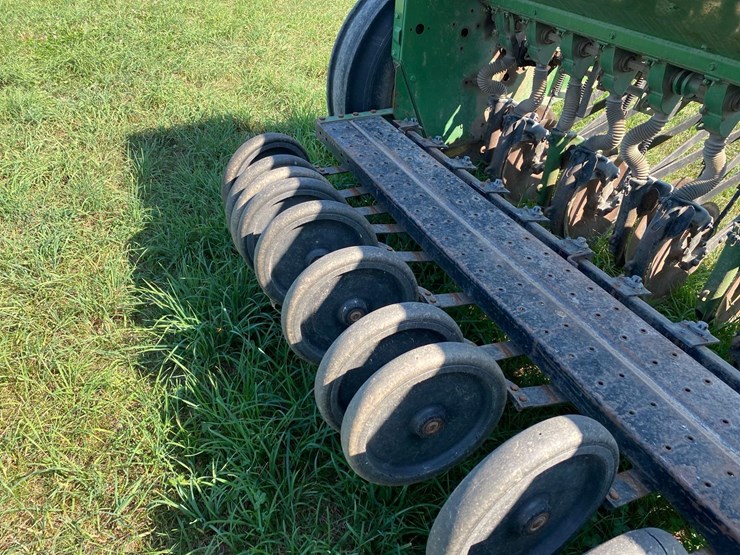 john-deere-8200-image-14