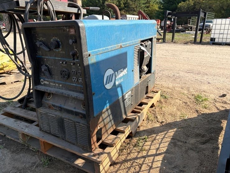 miller-bobcat-225-image-5