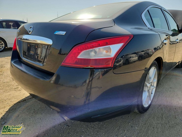 2010-nissan-maxima-3.5-s-4dr-sedan-image-30