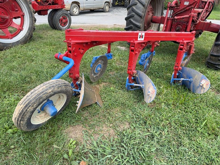 farmall-400-image-88