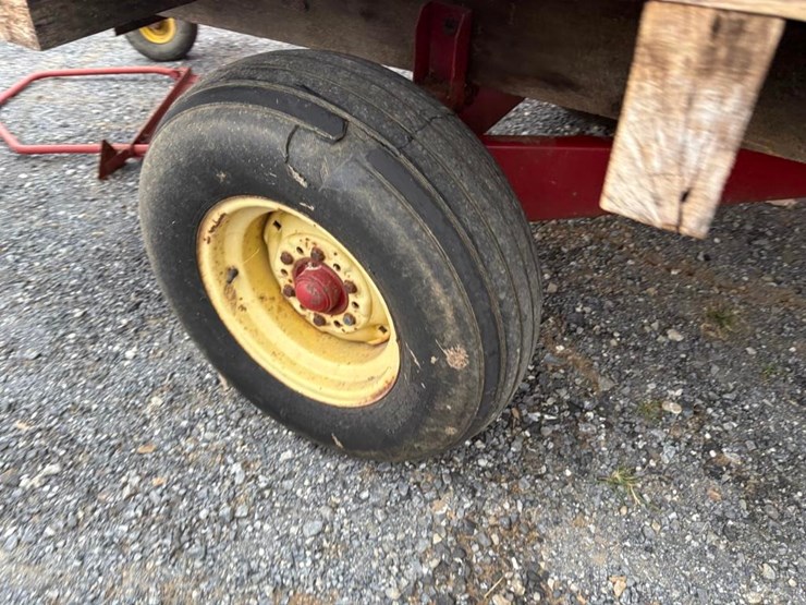 8x20-farmbilt-flat-wagon-image-6