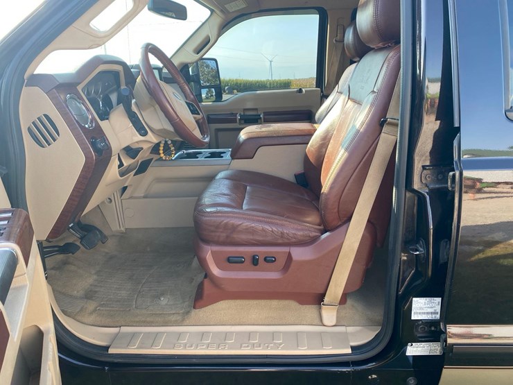 2013-ford-f250-king-ranch-image-23