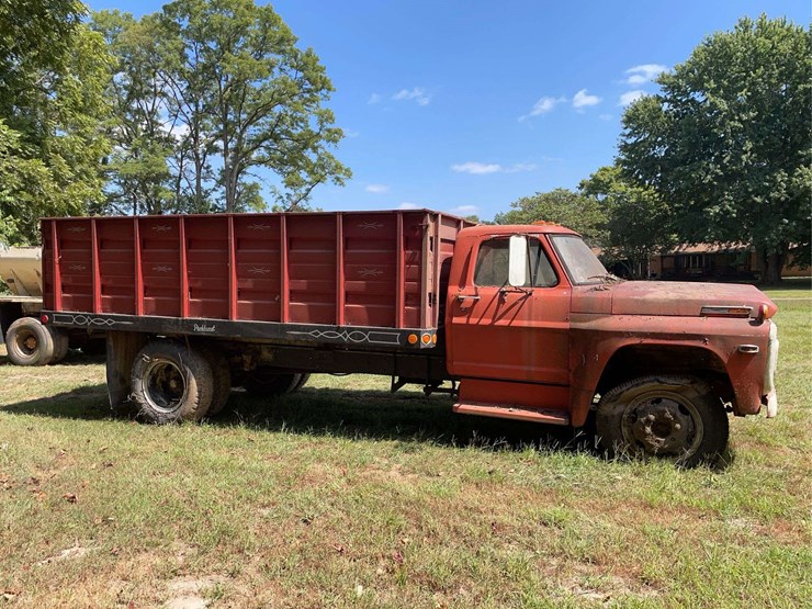 ford-600-image-6