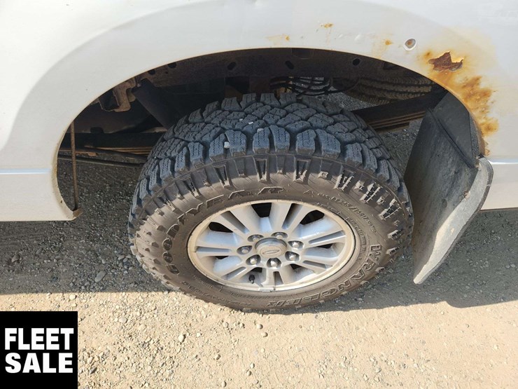 2013-ford-f150-image-32