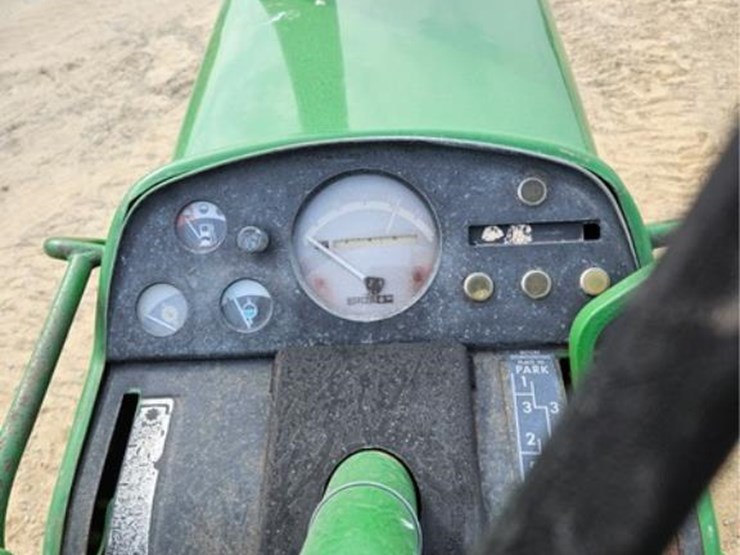 1972-john-deere-3020-image-19