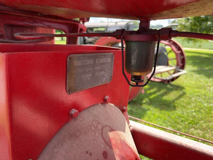 farmall-f-30-image-54