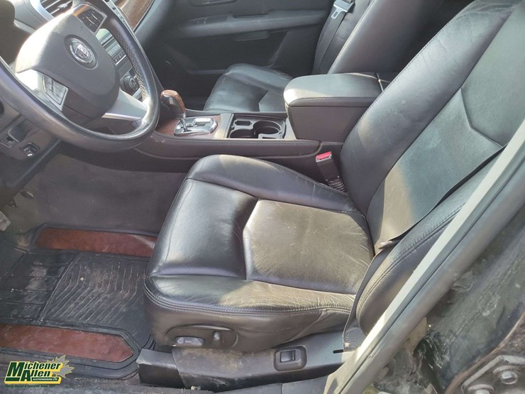 2008-cadillac-srx-image-7