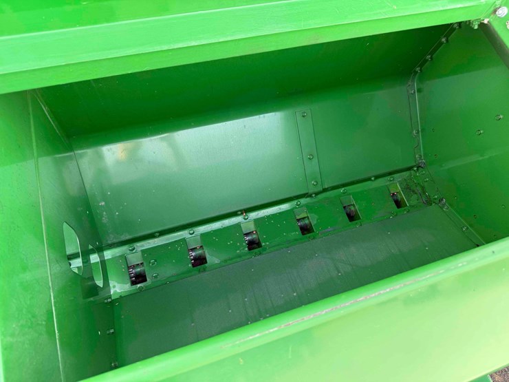 john-deere-1590-image-25