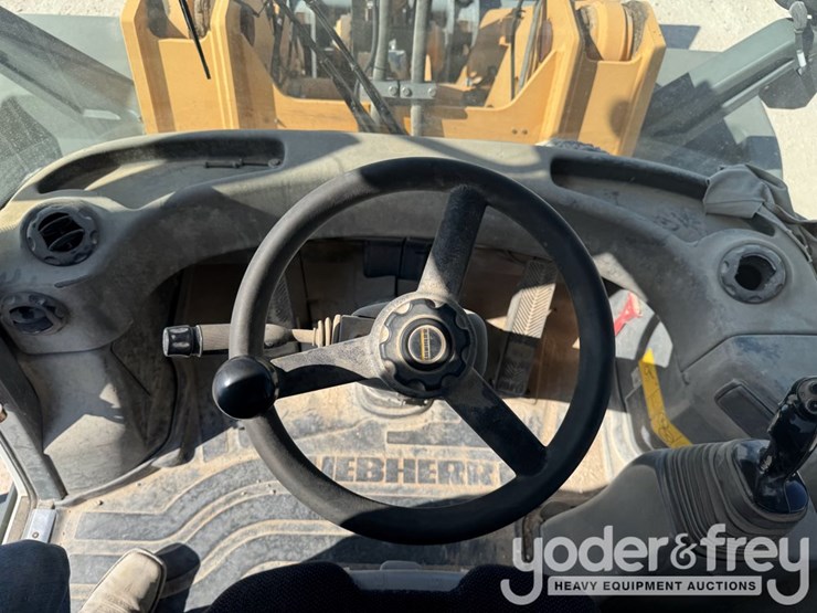 2014-liebherr-l550ind-image-23