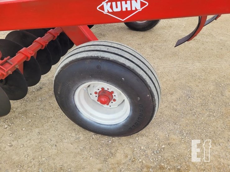 kuhn-krause-chisel-plow-8163-image-8