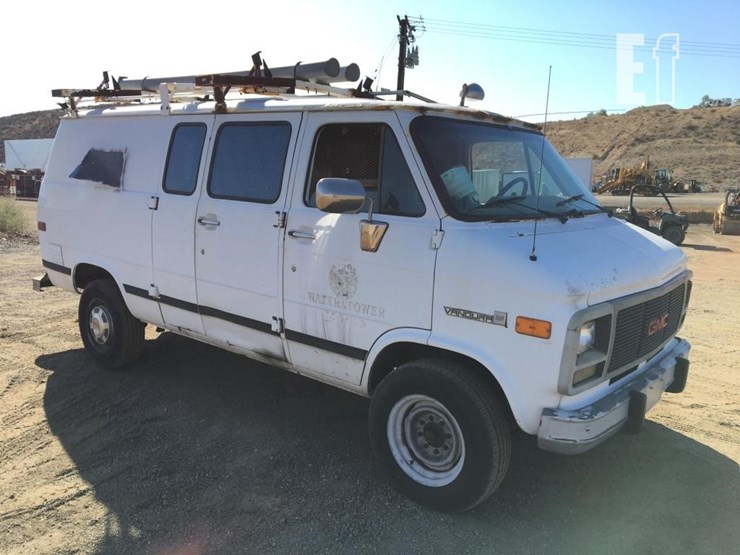 1994-gmc-3500-image-2