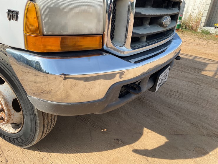 2001-ford-f550-image-14