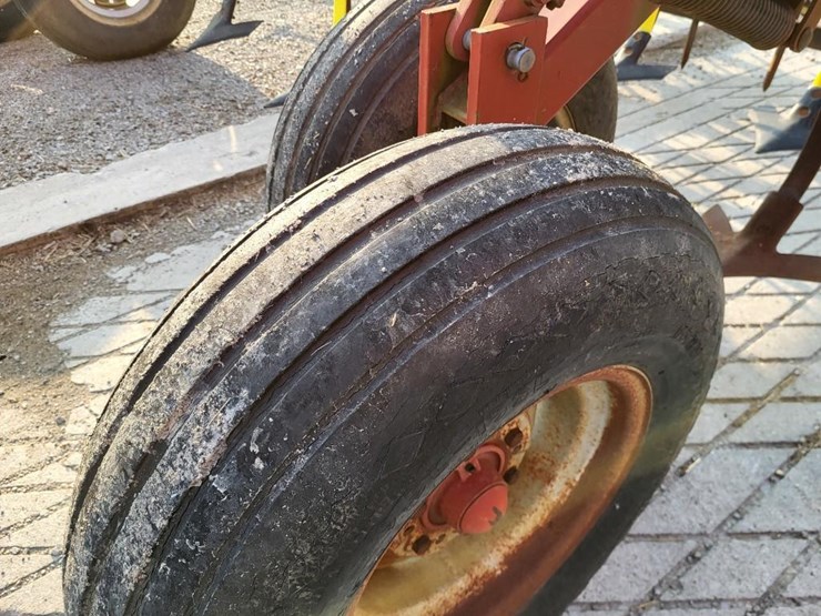 case-ih-4200-image-18