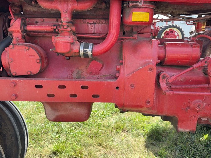 farmall-300-image-60