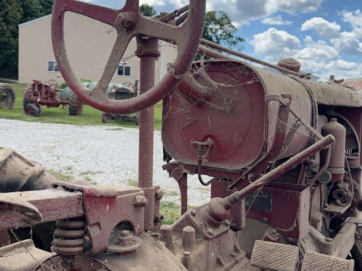 farmall-f-20-image-17
