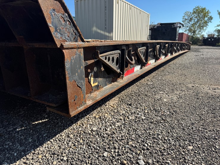#3002-•-2015-xl-110-hdg-tri-axle-lowboy-trailer-(has-wi-title)-(waukesha,-wi)-image-18