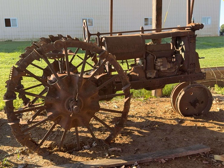farmall-f-12-image-6