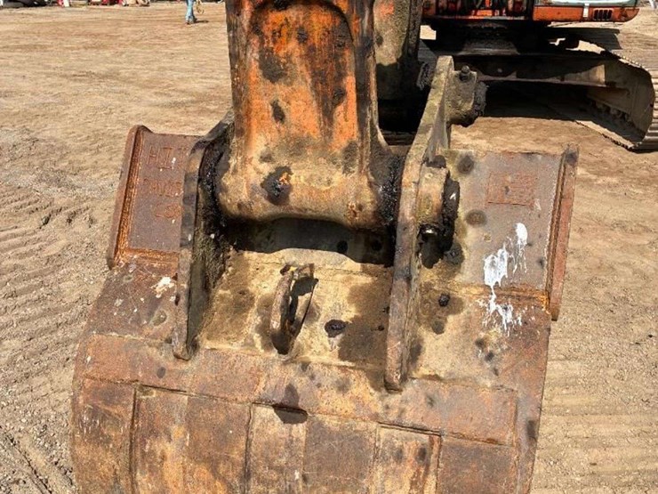 hitachi-ex200-lc-image-22