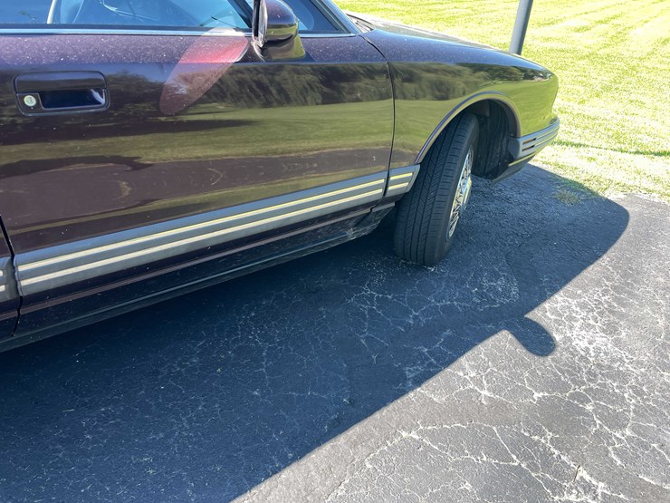 #3290-•-1994-oldsmobile-eighty-eight-(has-wi-title)-(kingston,-wi)-image-12
