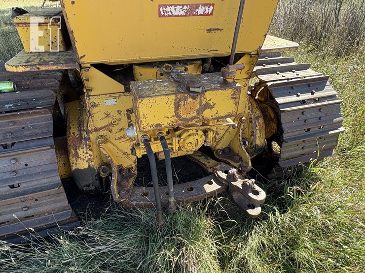 caterpillar-d6-image-4