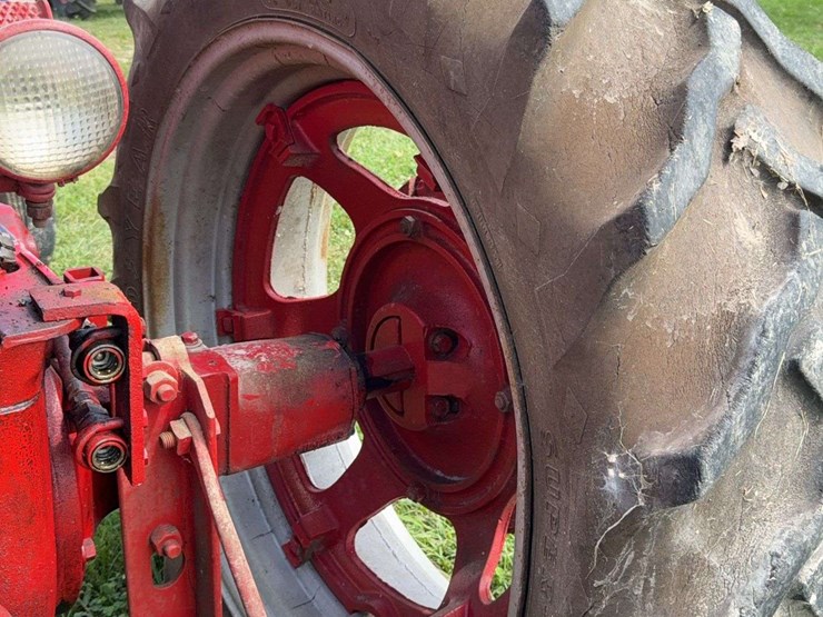 farmall-super-m-image-32