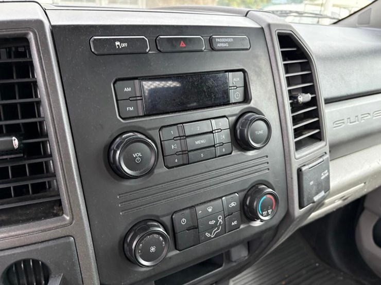 2019-ford-f450-image-25
