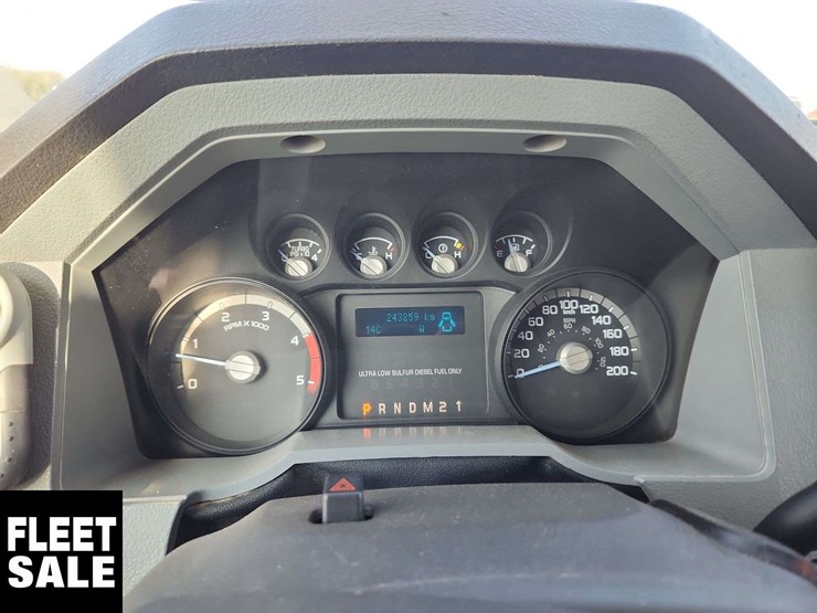 2016-ford-f550-image-10