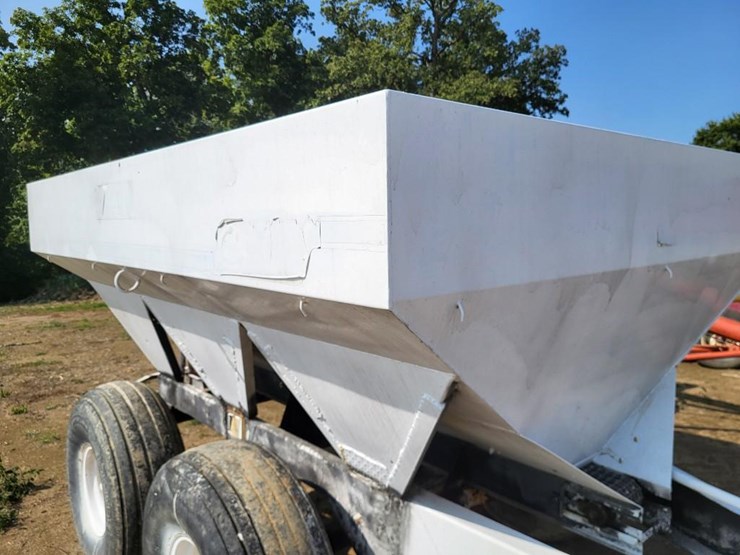 wilmar-6-ton-tandem-axle-lime/fertilizer-spreader-image-33