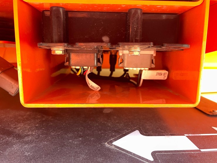 #300-•-2022-jlg-rt-2669-scissors-lift-(wautoma,-wi)-image-40