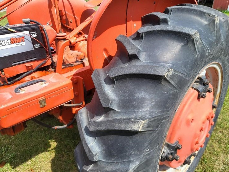 allis-chalmers-wd-tractor-image-15