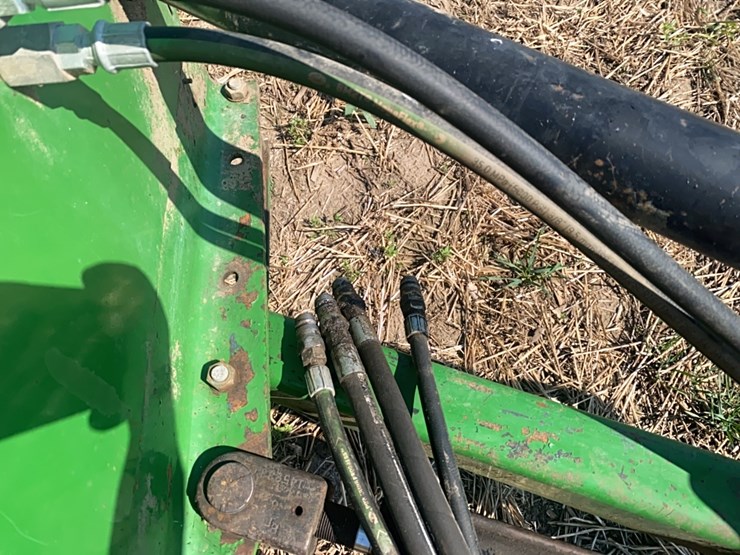 john-deere-328-image-15