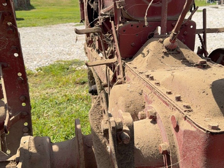farmall-f-12-image-20