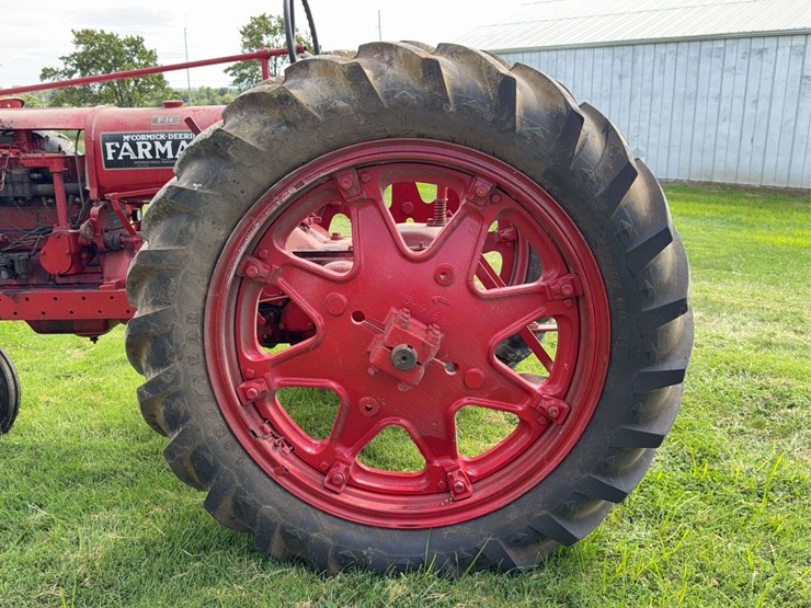 farmall-f-14-image-26