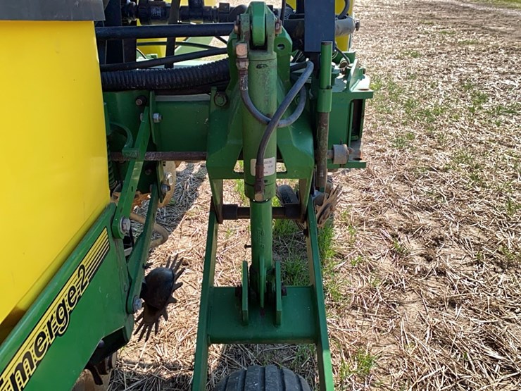 john-deere-1760-image-43