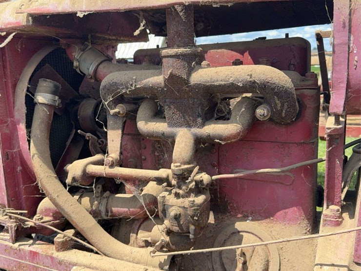 farmall-f-20-image-50