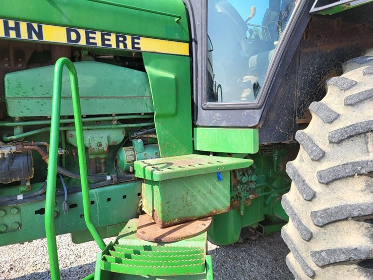 john-deere-4650-image-19