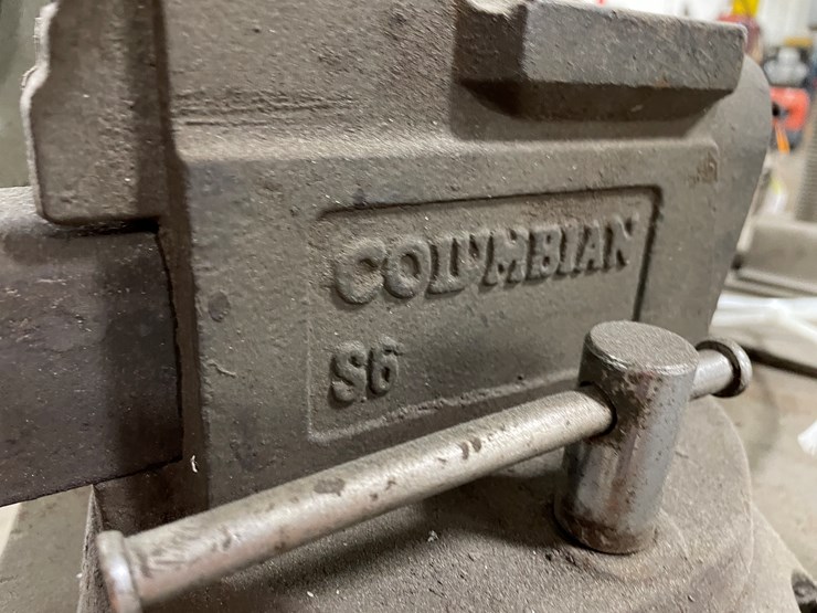 #8025-•-heavy-duty-metal-table-image-4