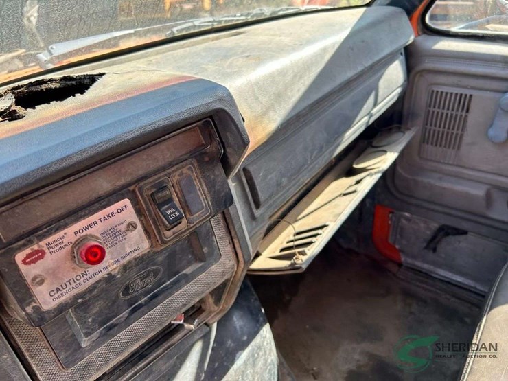1991-ford-f700-image-41