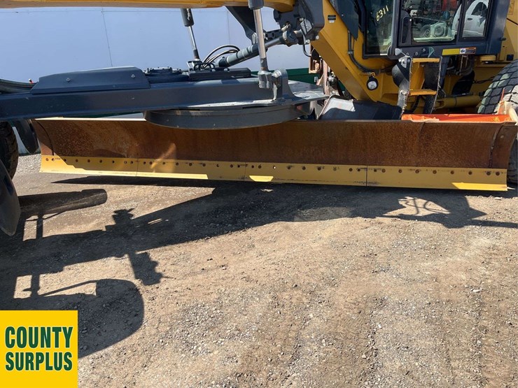 2019-deere-872gp-image-15