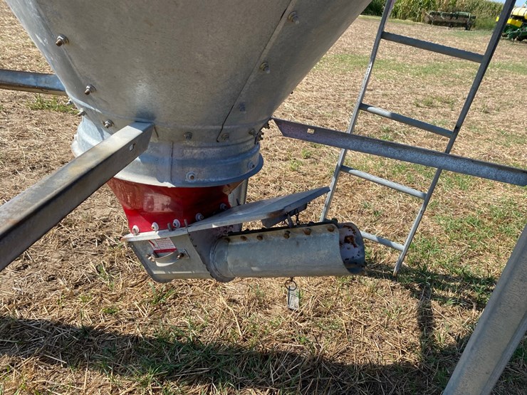 brock-feed-bin-image-5