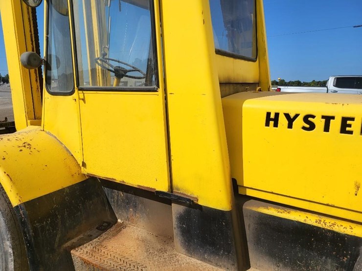 1975-hyster-11-ton-fork-lift-image-14