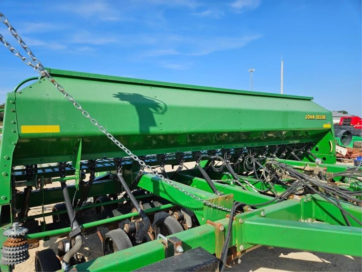 2022-john-deere-1590-image-34