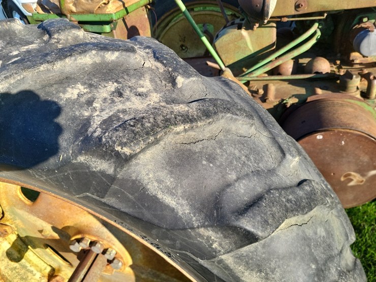 john-deere-60-image-10