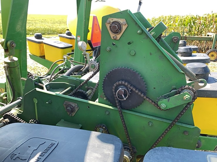 john-deere-1760-image-27