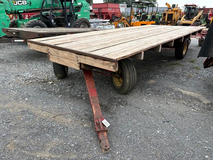 8x20-farmbilt-flat-wagon-image-2